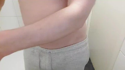 straight0009 Live Image