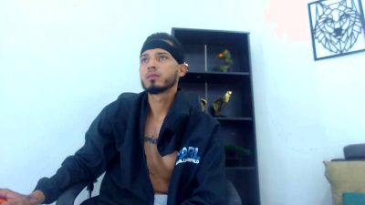 thomass_brown19 Live Image