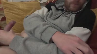 40_andHorny live from United Kingdom