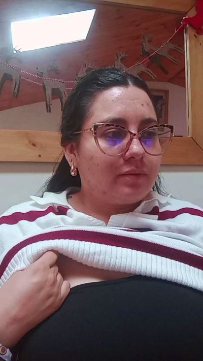 ALICELEBEL_1995 live from United States