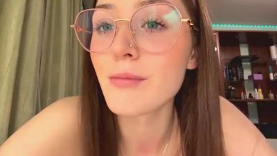 AdalineFontus live from France