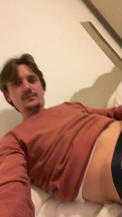 Alexamlml live from Italy