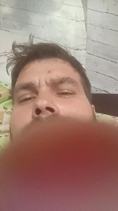 Alexutzu222222 live from Romania