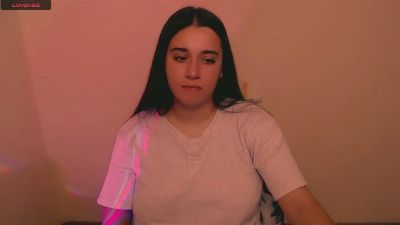 AlinaFert_ live from United States