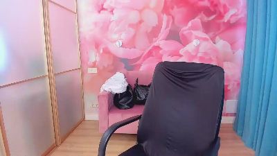 AlinaMoor live from Romania