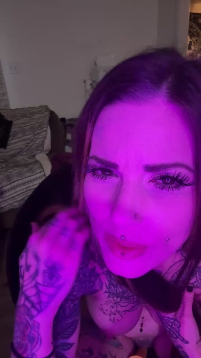 Allymarie3434 live from United States