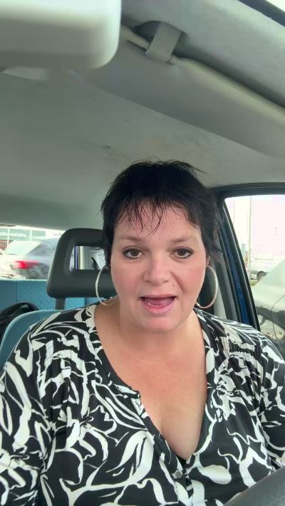 AlyssaGeorge live from Netherlands