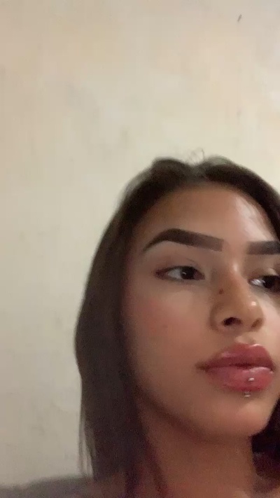 Amigasbaaby live from Brazil