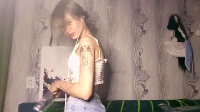 AndreeKuhne live from Czechia