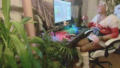 Anjella38 live from France