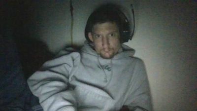 Apples9000 live from United States