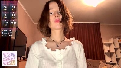 ArgeliaClerc live from France