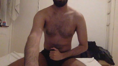 AsianGuy live from United Kingdom