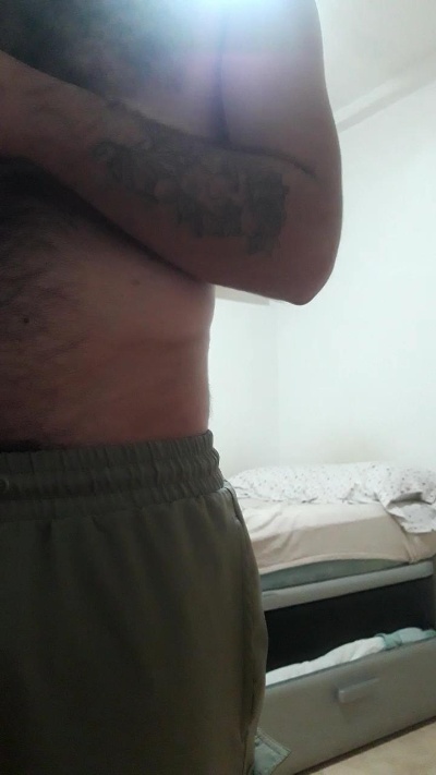 Azox123er live from Spain