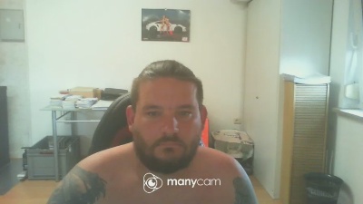 BenutzeMich666 live from Germany