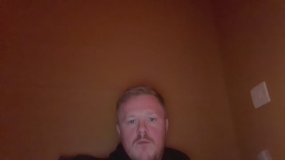 BigD4459277 live from United Kingdom