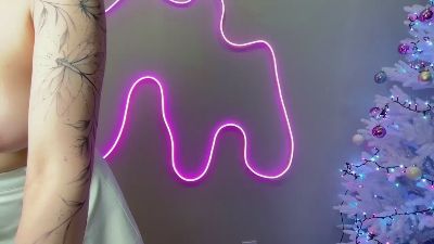 Big_Boobs_Kara live from France