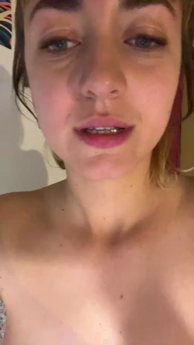 BratKittyX live from Italy