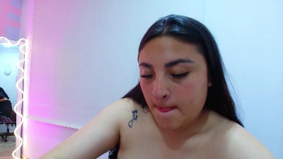 Brendda_tay live from United States