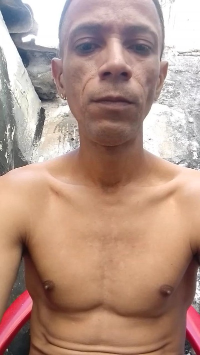 Burtonbell live from Colombia