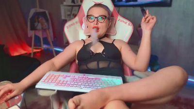 Call_me_Ana live from United Kingdom