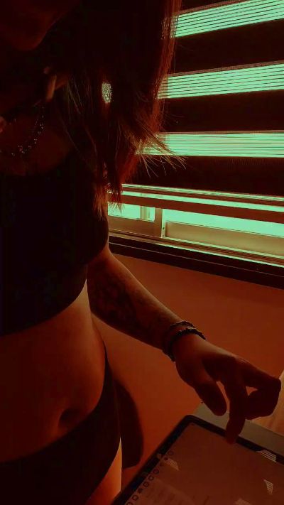 Camilita_666 live from Chile