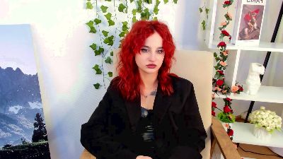 CariLobingier live from France