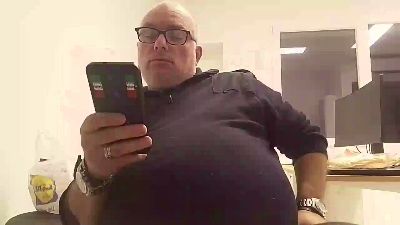 Cazzo_duro79 live from Italy