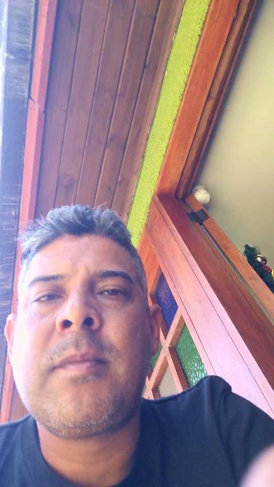 Chotik live from Chile