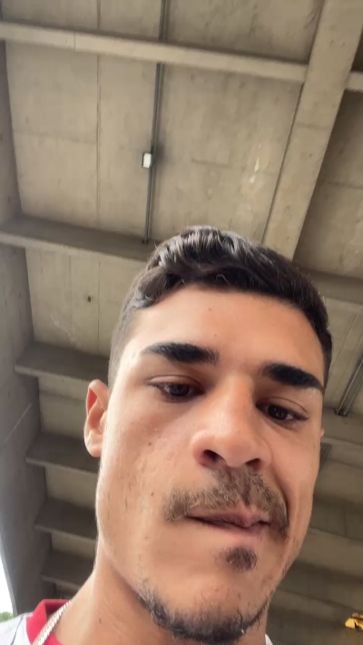 Claudinho0007 live from Brazil