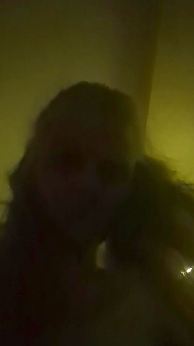 CnjCurtis23 live from United States