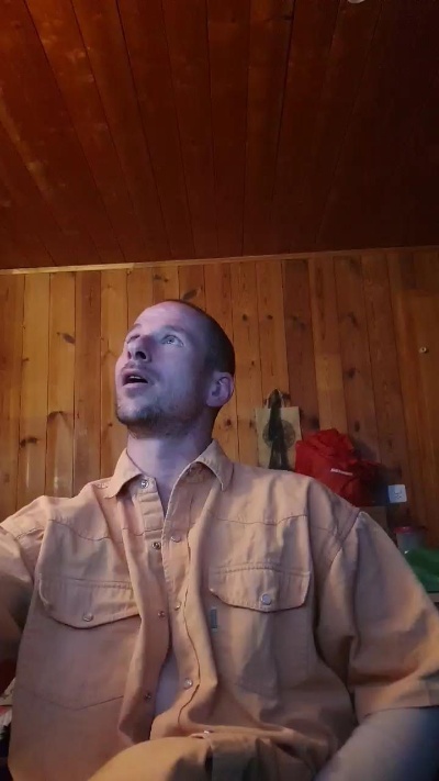 CrisMilkMe live from Switzerland