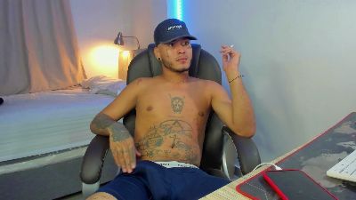 Crow_master00 live from Colombia