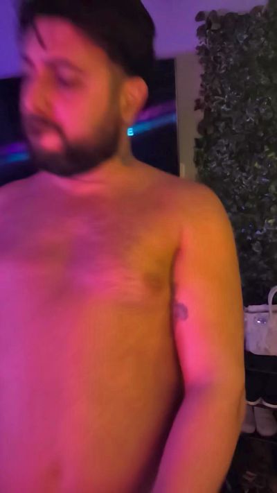 Dani_MalaPedro live from Spain