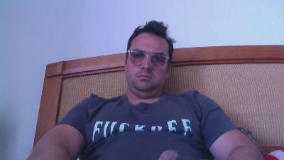 Danielitohot69 live from Chile