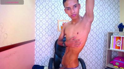 Dante_Moreau live from Colombia