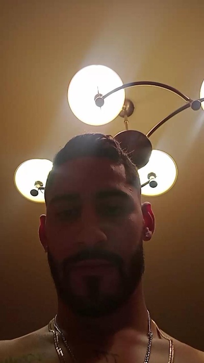 Darcal076 live from Spain