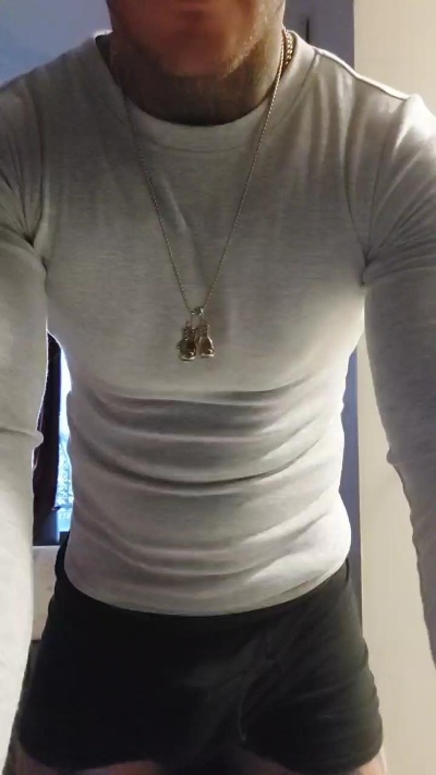 Devid1985 live from Italy