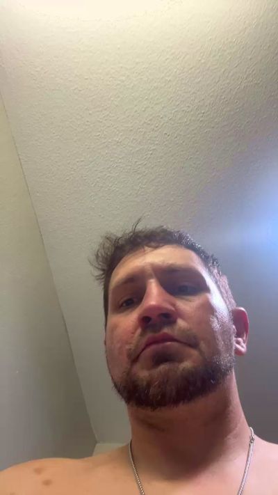 Diznasty_D live from United States