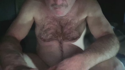 DominantDong live from United States