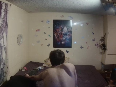 DominoQuinn live from United States