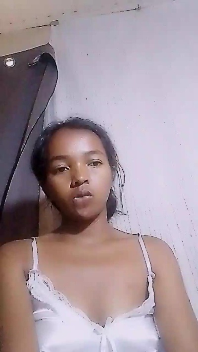 Elisah7 live from Madagascar