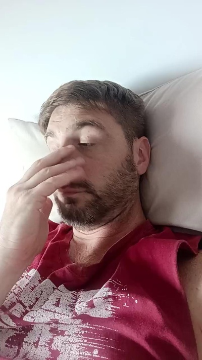 Elvillero85 live from Argentina