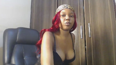 Empressvee25 live from Kenya