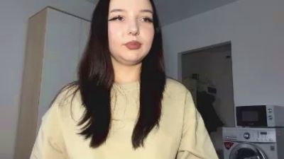 EnedinaReier live from United States