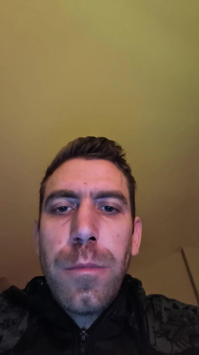 Escopeta1369 live from Spain