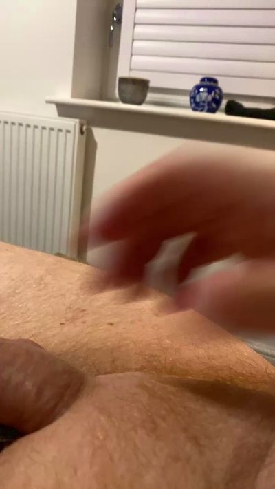 Estimcock live from United Kingdom