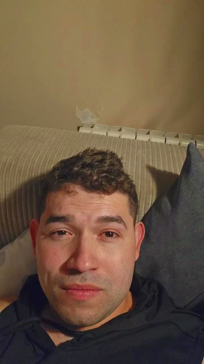 Extras3 live from Spain