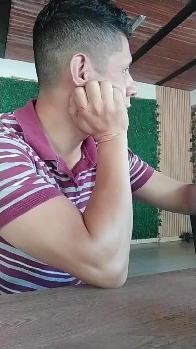 Fjef live from Colombia