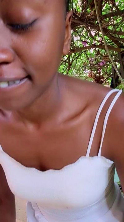 FloridaFrenchy live from Réunion